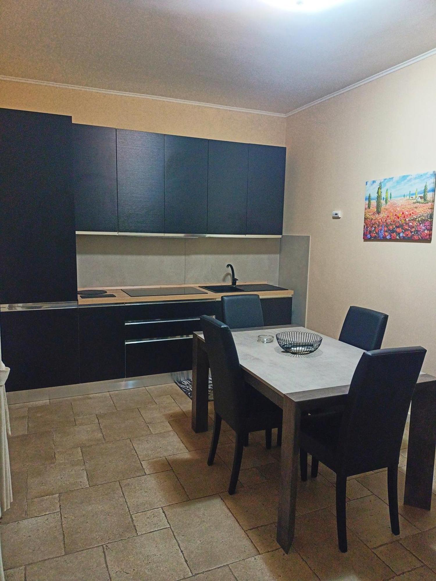 B&B Di Angela Scotellaro Palmariggi Buitenkant foto